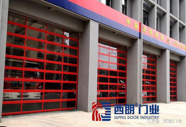 南宫NG·娱乐(中国)官方网站泰州119联动全透视消防分节滑升门(图1)