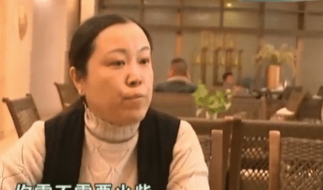 南宫NG·娱乐(中国)官方网站两女子宾馆睡到半夜有人直接刷卡开房门(图2)