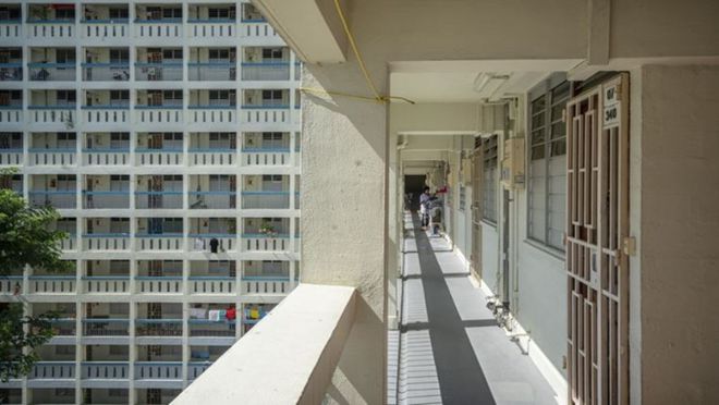 南宫NG娱乐“我们一家从新加坡的公寓搬到了组屋现在又想搬回去因为隐私”(图2)