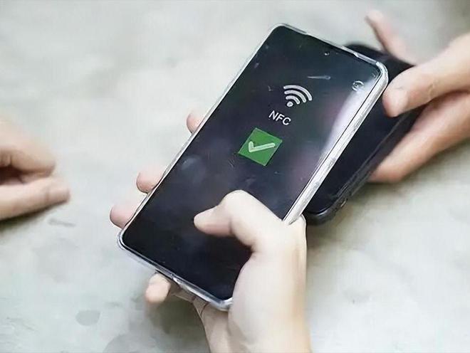 南宫NG·娱乐(中国)官方网站已有多人中招！碰一下10万就没了警方提醒：手机里这(图7)