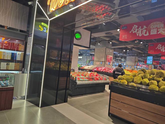 南宫NG·娱乐(中国)官方网站防火卷帘门下放物、用泡沫夹芯板搭建功能用房这些火灾(图10)
