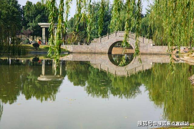 南宫NG·娱乐(中国)官方网站华发观澜半岛售楼中心首页网站-华发观澜半岛欢迎您丨(图15)