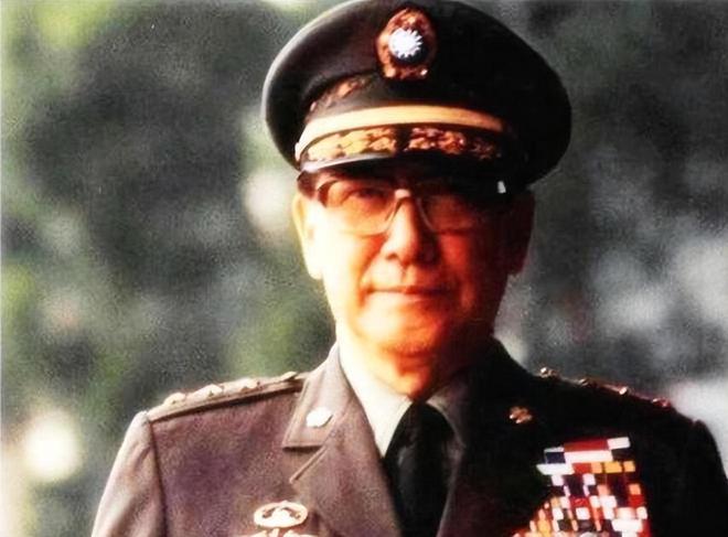 南宫NG·娱乐(中国)官方网站1956年蒋纬国专机出现在福建上空驾驶员给留话：老(图11)